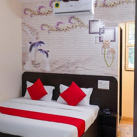 Oyo Flagship 68474 Hotel Viraj Pune Eksteriør bilde