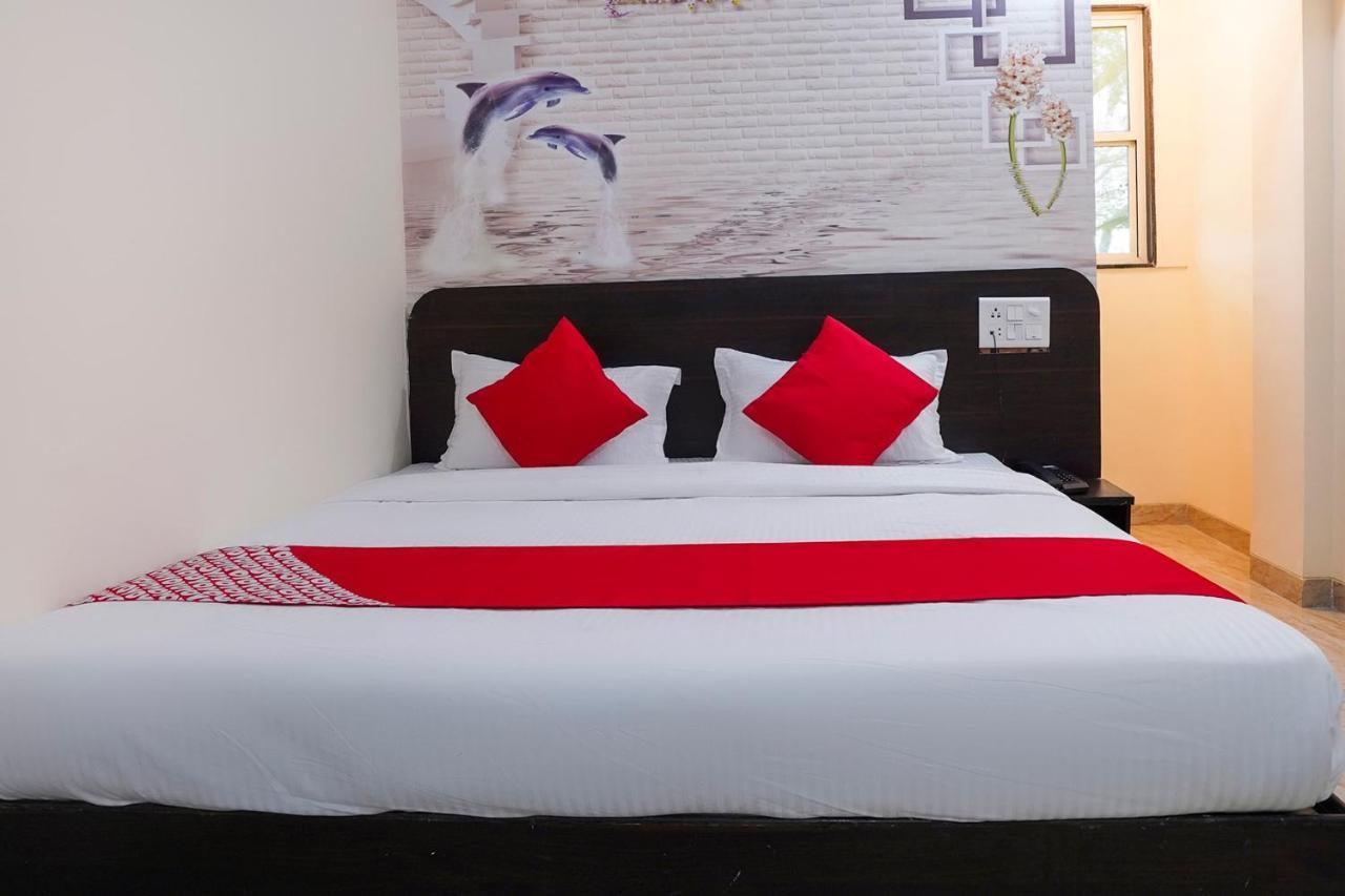 Oyo Flagship 68474 Hotel Viraj Pune Eksteriør bilde