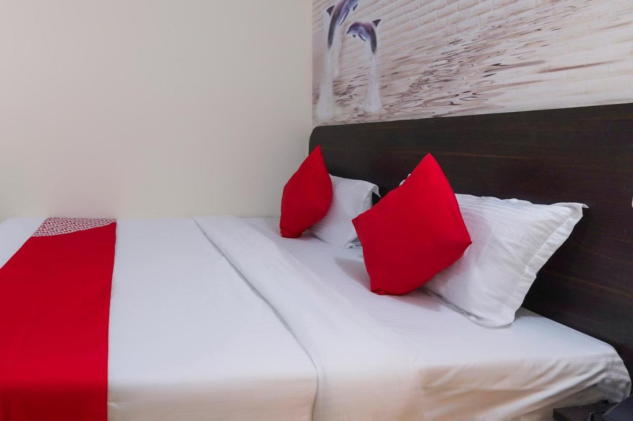 Oyo Flagship 68474 Hotel Viraj Pune Eksteriør bilde