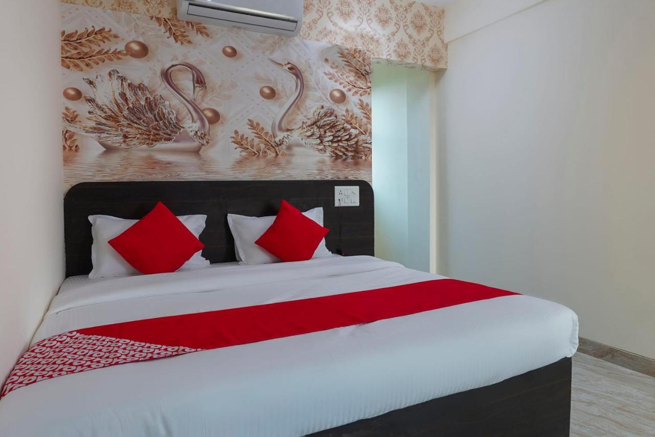 Oyo Flagship 68474 Hotel Viraj Pune Eksteriør bilde