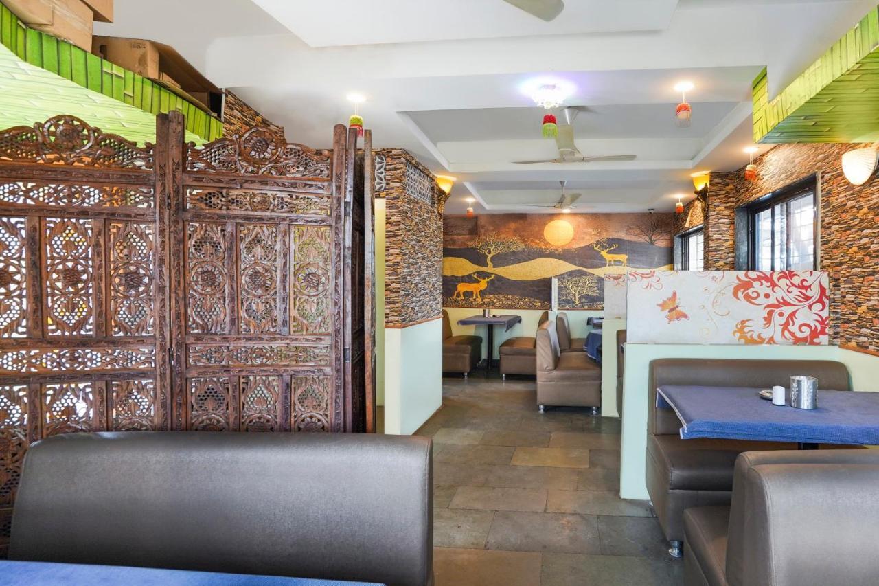 Oyo Flagship 68474 Hotel Viraj Pune Eksteriør bilde